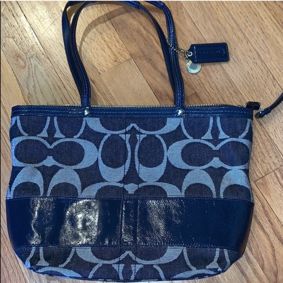 Coach Tote - Picture 1 of 2